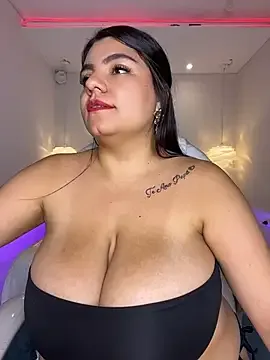 DaniaMillerr_ free live xxx cams