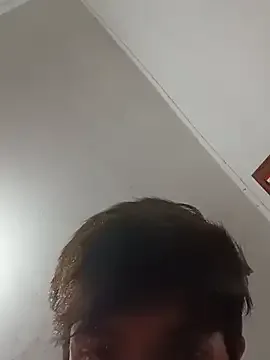 DavidVergagigante420 ingyenes élő xxx cams