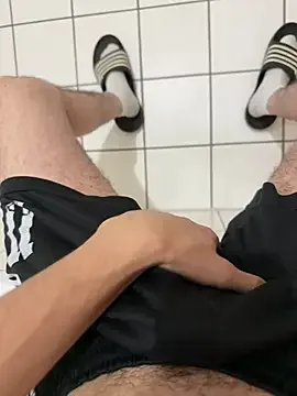 Dicksxdd 免费直播 xxx 摄像头