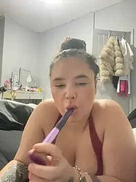 EmilyRosexox ücretsiz canlı xxx cam