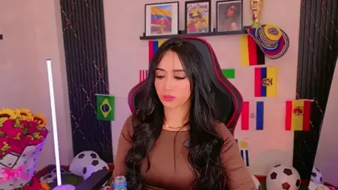 EmmyEvans1 무료 라이브 xxx 캠