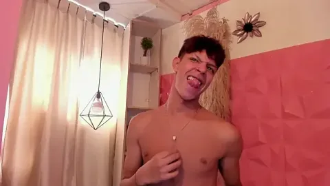 Ethan_qop camere xxx live gratis