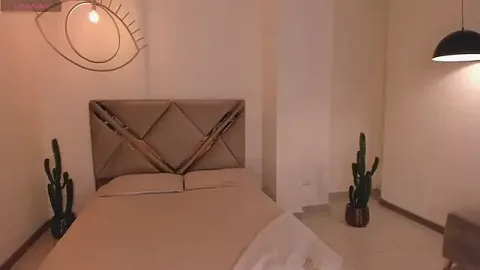 EveBensonX zdarma živé xxx cams