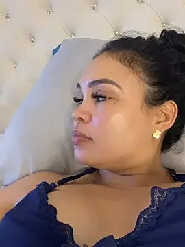 FOX_LATINA free live xxx cams