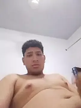 Finfoll free live xxx cams