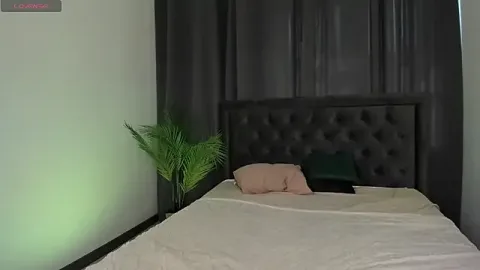 FlirtyAura 무료 라이브 xxx 캠