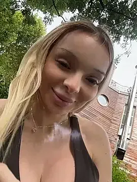 HannaXLove 免费直播 xxx 摄像头