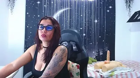 Hikaryfire free live xxx cams
