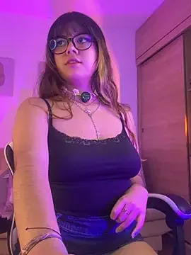 Honneym0on free live xxx cams