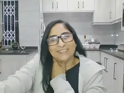 Indiankushy kostenlose live xxx cams