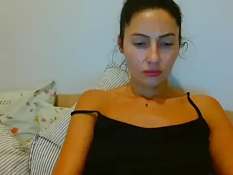 Irina9793 besplatni live xxx cams