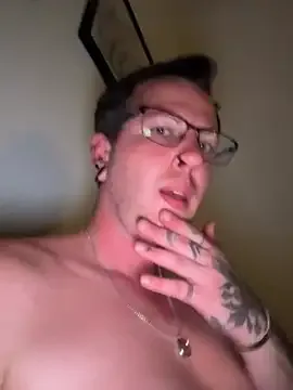 ItsMe_SuperLuc free live xxx cams