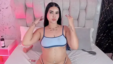 IvvonyMonroe ücretsiz canlı xxx cam