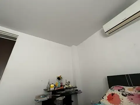 Jenniieebellx zdarma živé xxx cams