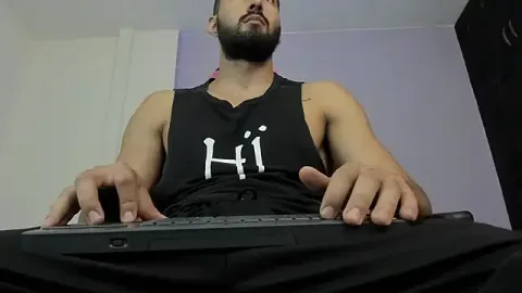 Joao_Batista_Oficial ücretsiz canlı xxx cam