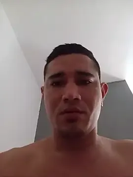 Junior960105 cam xxx live gratis