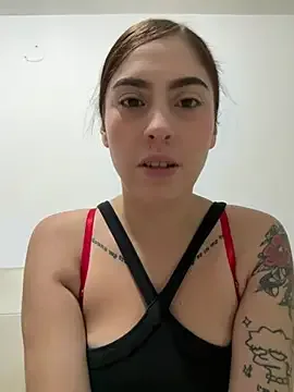 KarolyneRoss free live xxx cams