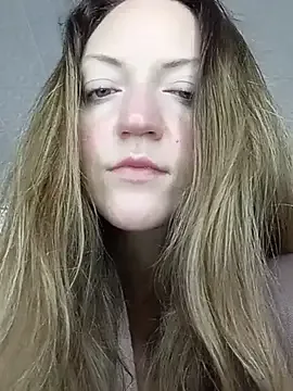 KattyLuuu 免费直播 xxx 摄像头