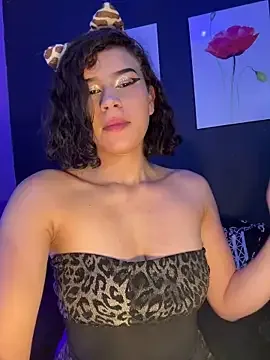 Kiara_velvett tasuta live xxx cams