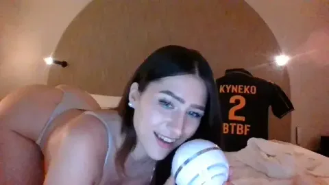 KynekoBtbf 무료 라이브 xxx 캠
