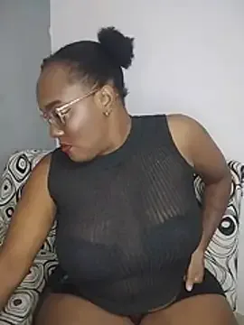 Latinvibes_couple gratis live xxx cams