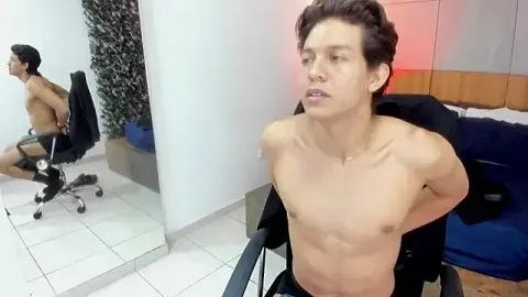 LevinFox zdarma živé xxx cams