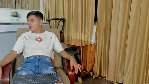 LiamCarteer zdarma živé xxx cams