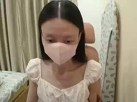 Lil-Cherry bezmaksas live xxx cams
