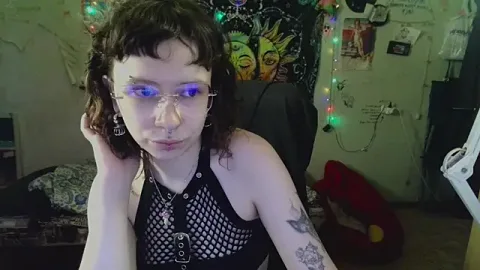 Lil_foxxx besplatni live xxx cams