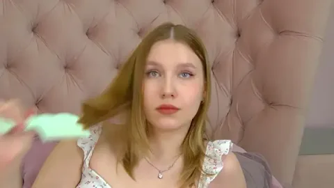 LiliLinn free live xxx cams