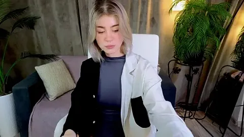 Lilycollins_ ilmaiset live xxx cams
