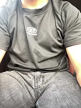 Llovlyboyyyy12 free live xxx cams