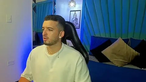 Logan_WolfJS zdarma živé xxx cams