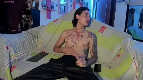 LokyHartt free live xxx cams