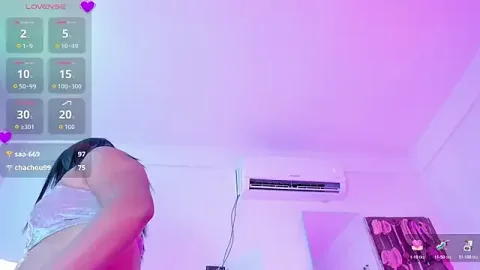 Lola_Oberly_xxx zdarma živé xxx cams