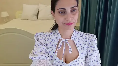 LovelyBeatrice free live xxx cams