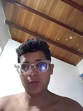 Luis___31 besplatni live xxx cams