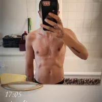 Luka932 free live xxx cams
