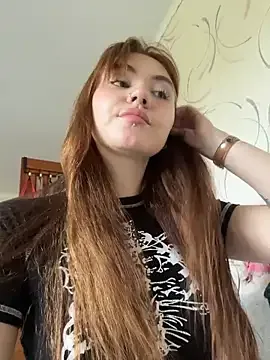 LunaMillie free live xxx cams