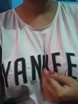 LustyPriya_ zdarma živé xxx cams