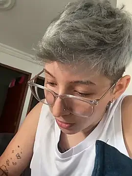 MIKEFONSE- kostenlose live xxx cams