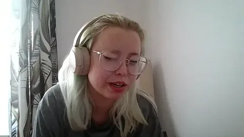 MaddieTeen tasuta live xxx cams