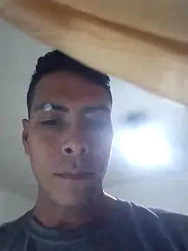 Maicoldavid26 free live xxx cams
