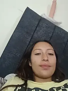 MiaSaen free live xxx cams