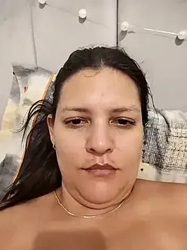 Mia_Hampton bezmaksas live xxx cams