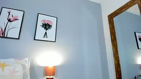 Miaa_ZZ zdarma živé xxx cams