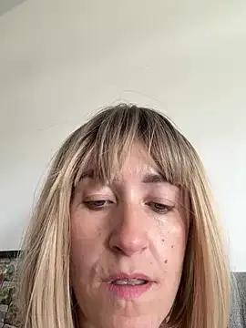 Milana_aa ingyenes élő xxx cams