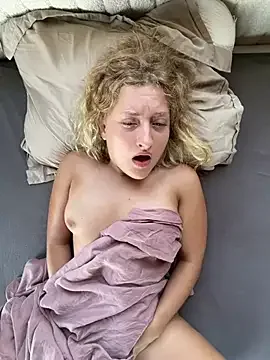 MileySummer безкоштовні live xxx cams