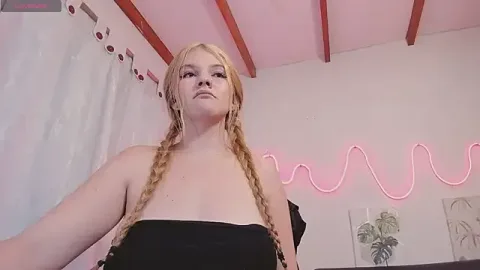 MillySandlerr free live xxx cams