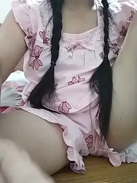 Mina-Xinh68 zdarma živé xxx cams